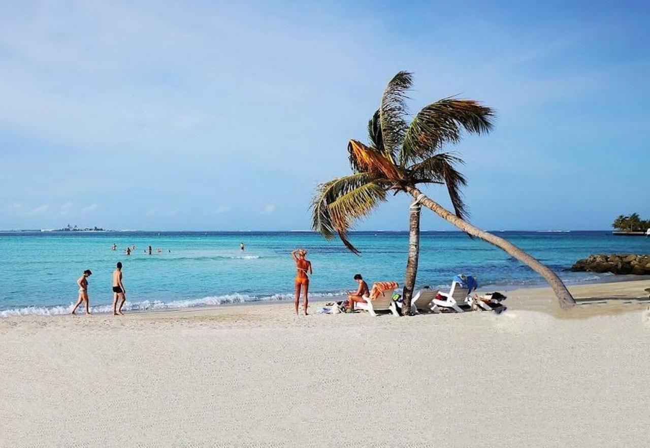 Adroit Beach Inn Guraidhoo  Luaran gambar